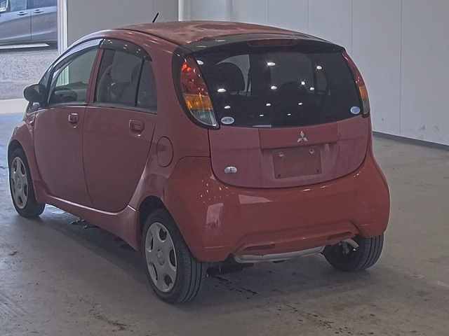 MITSUBISHI I