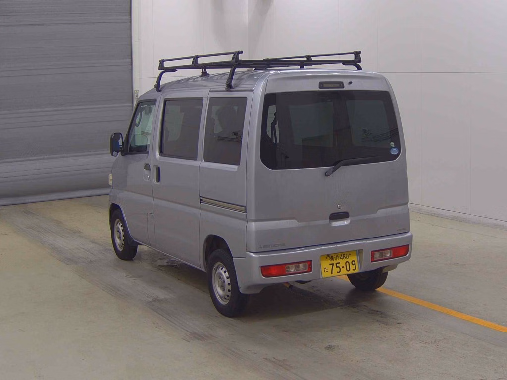 MITSUBISHI MINICAB