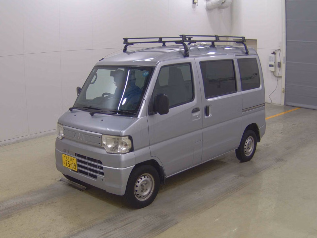 MITSUBISHI MINICAB