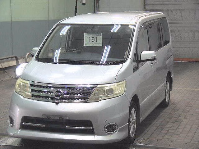 NISSAN SERENA