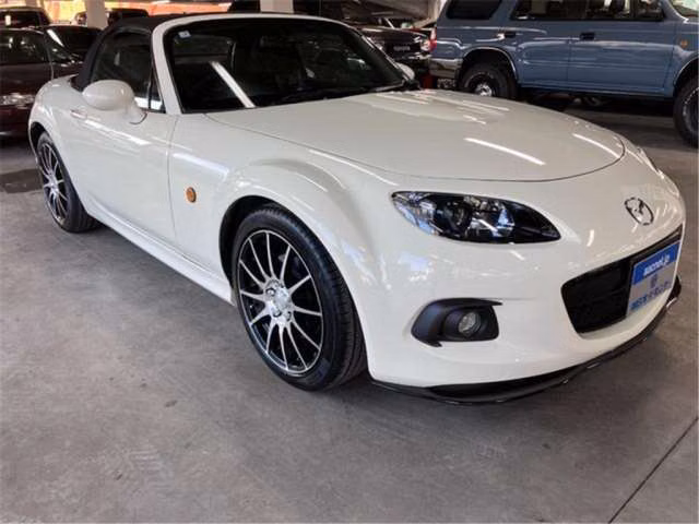 MAZDA ROADSTER