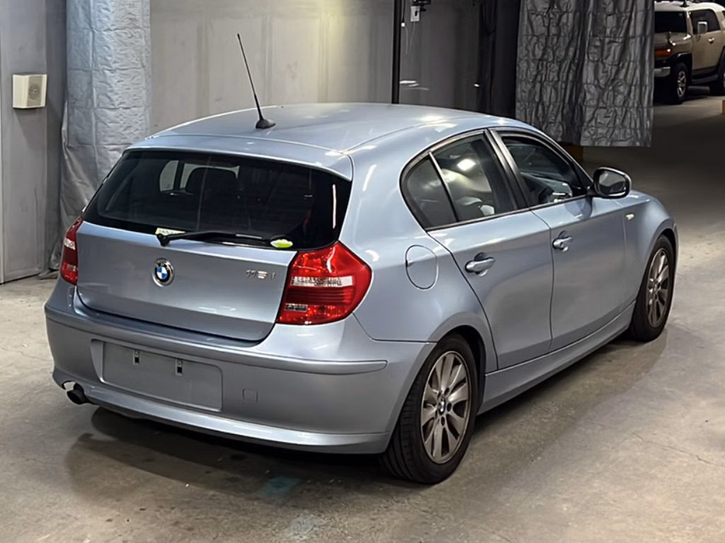 BMW 1-SERIES
