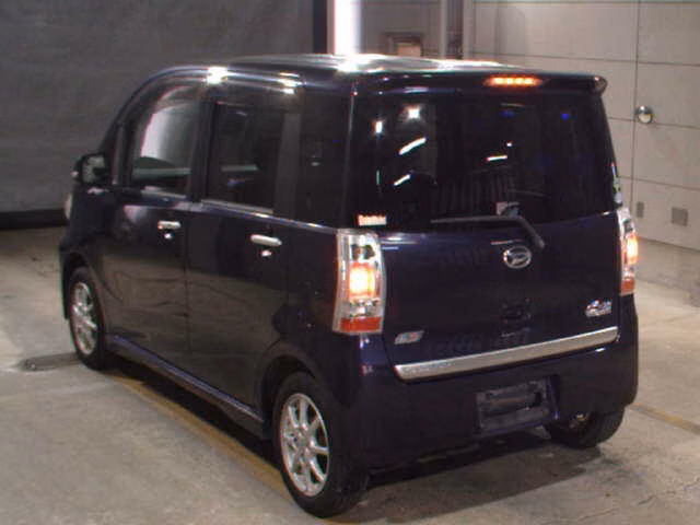 DAIHATSU TANTO EXE
