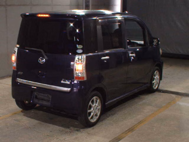 DAIHATSU TANTO EXE