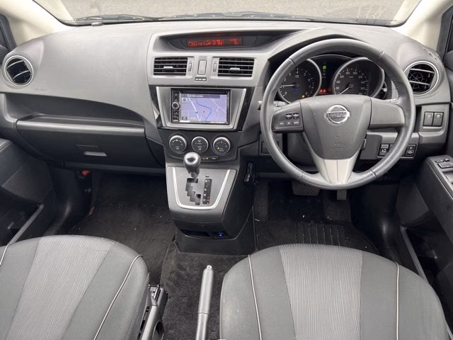 NISSAN LAFESTA