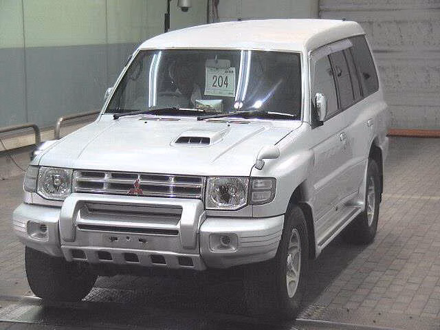 MITSUBISHI PAJERO