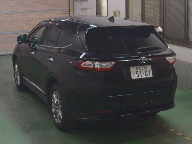TOYOTA HARRIER