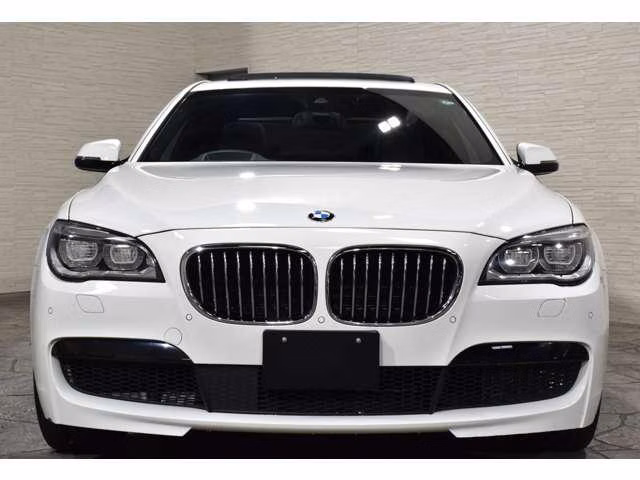 BMW 7-SERIES