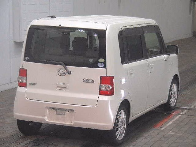 DAIHATSU MOVE CONTE