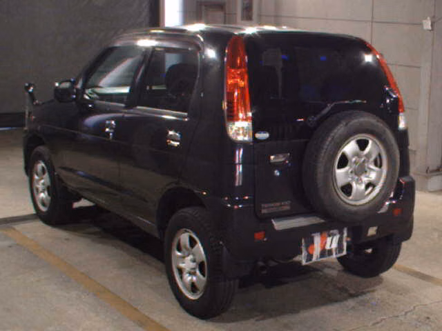 DAIHATSU TERIOS KID