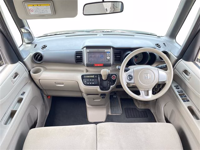 HONDA N-BOX