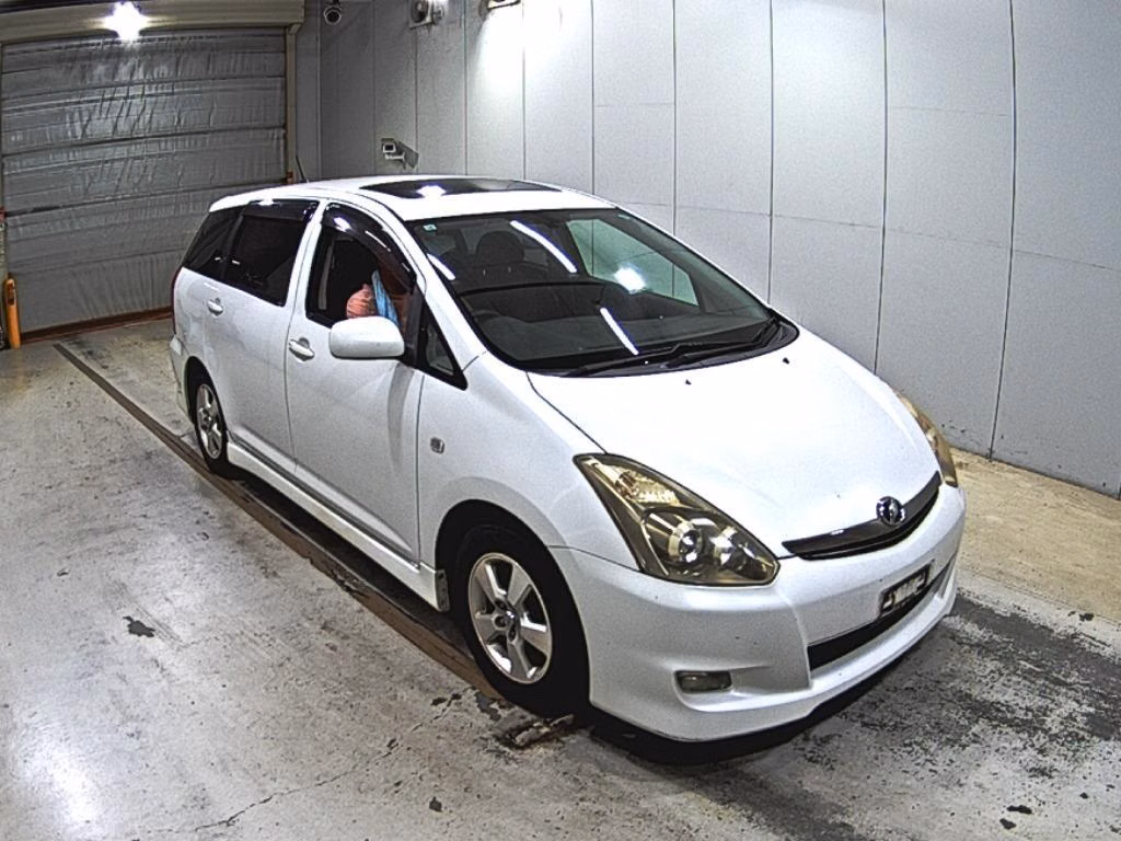 TOYOTA WISH