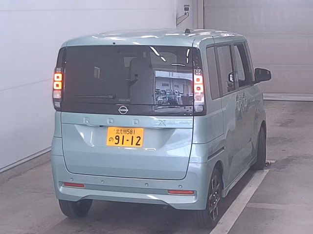 NISSAN ROOX