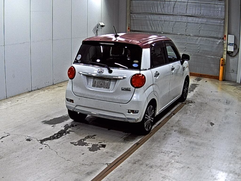 DAIHATSU CAST
