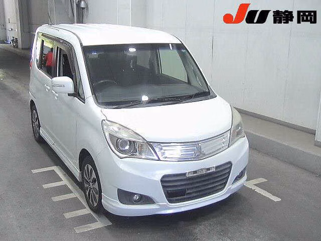 MITSUBISHI DELICA D:2