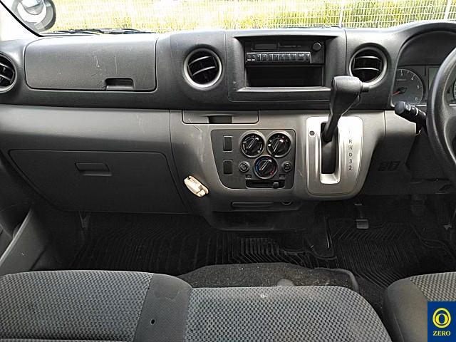 NISSAN NV350 CARAVAN
