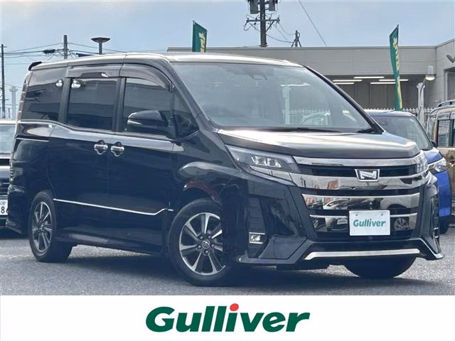 TOYOTA NOAH