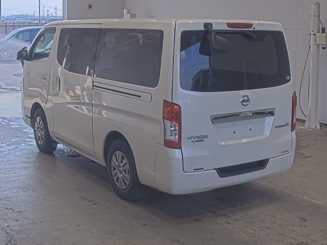NISSAN NV350 CARAVAN