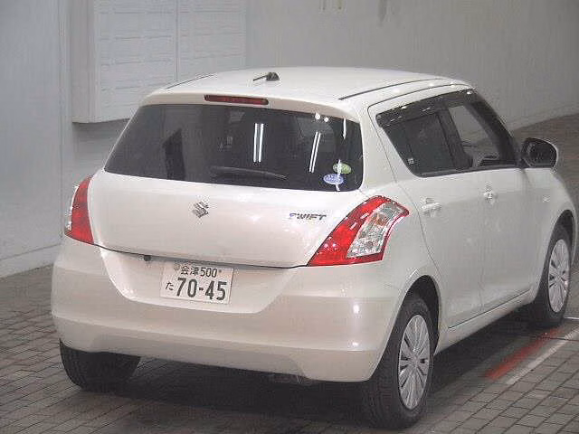 SUZUKI SWIFT