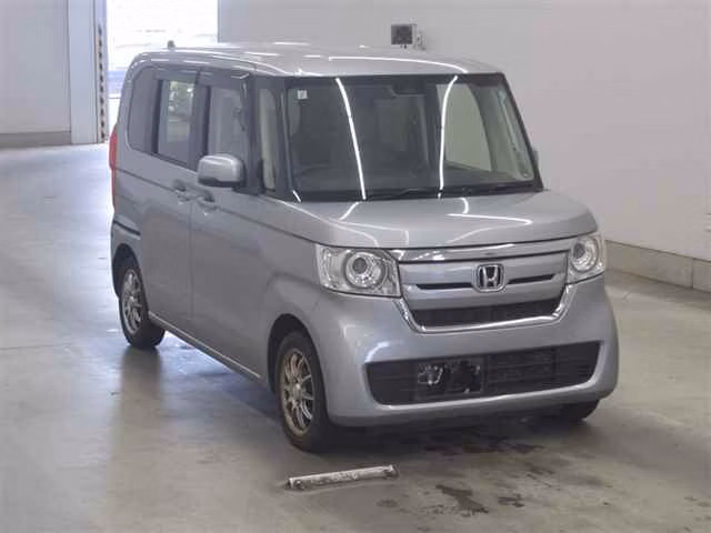 HONDA N-BOX