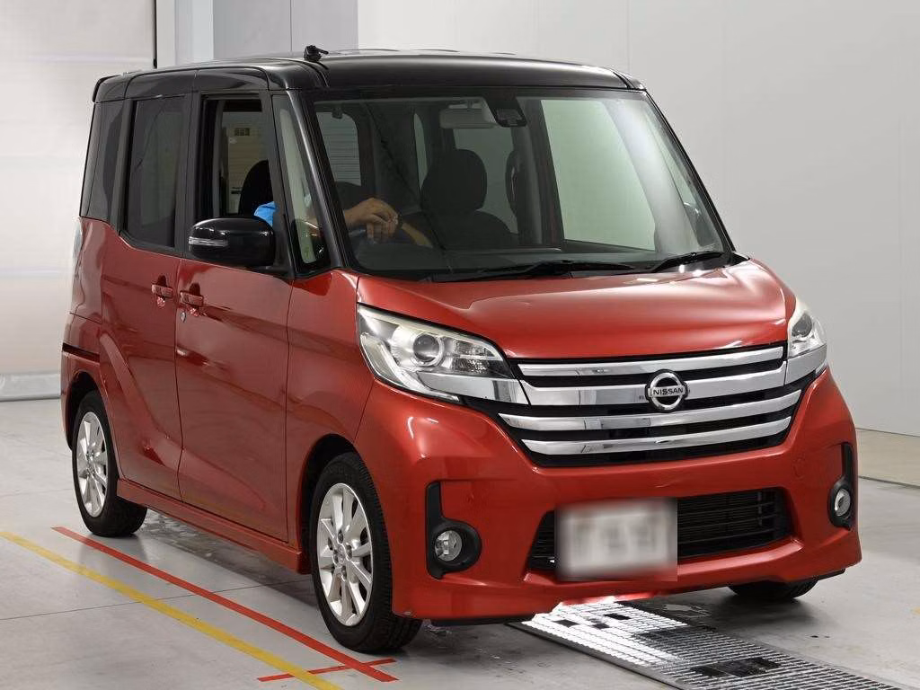 NISSAN DAYZ ROOX