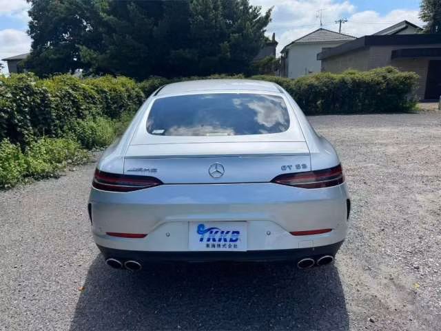 MERCEDES-BENZ AMG GT