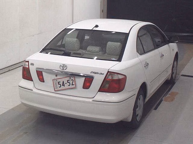 TOYOTA PREMIO