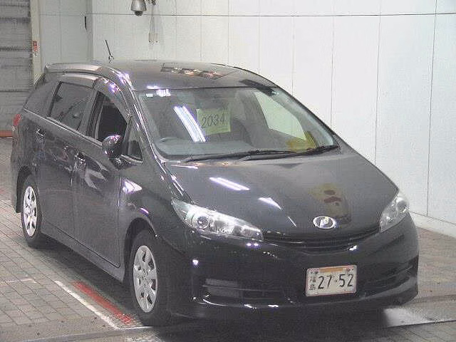 TOYOTA WISH