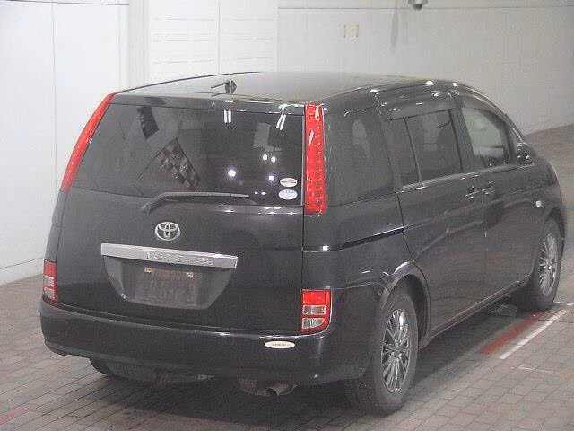 TOYOTA ISIS