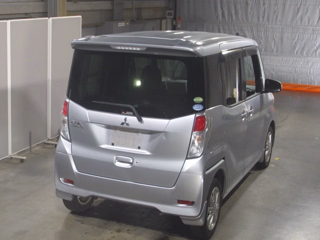 MITSUBISHI EK SPACE