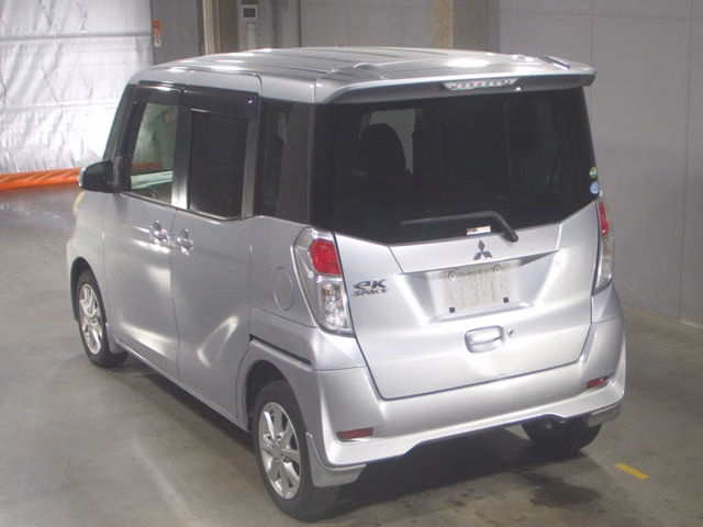 MITSUBISHI EK SPACE