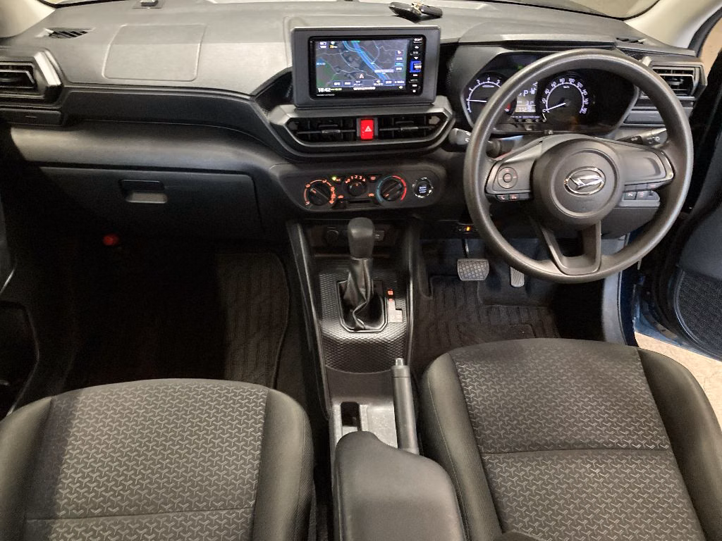 DAIHATSU ROCKY