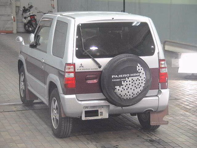 MITSUBISHI PAJERO MINI