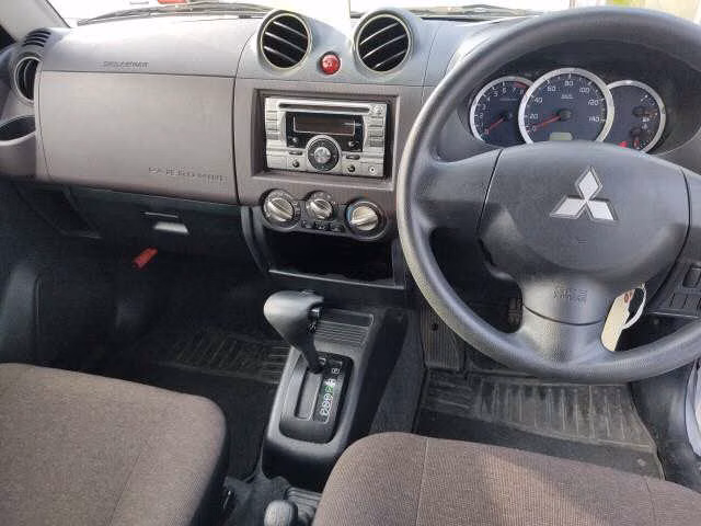 MITSUBISHI PAJERO MINI