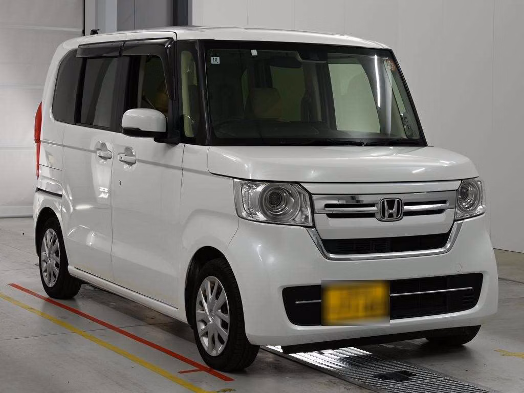 HONDA N-BOX