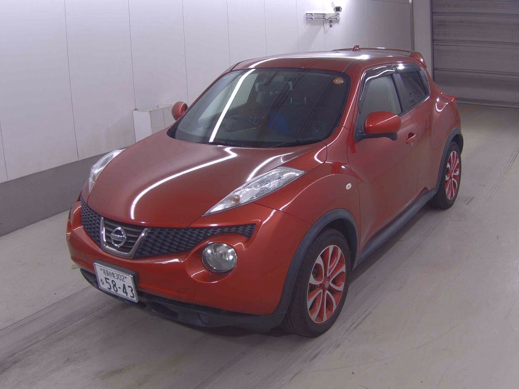 NISSAN JUKE