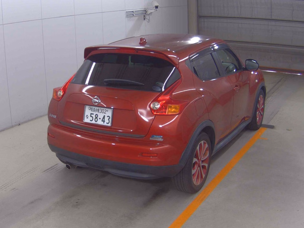 NISSAN JUKE