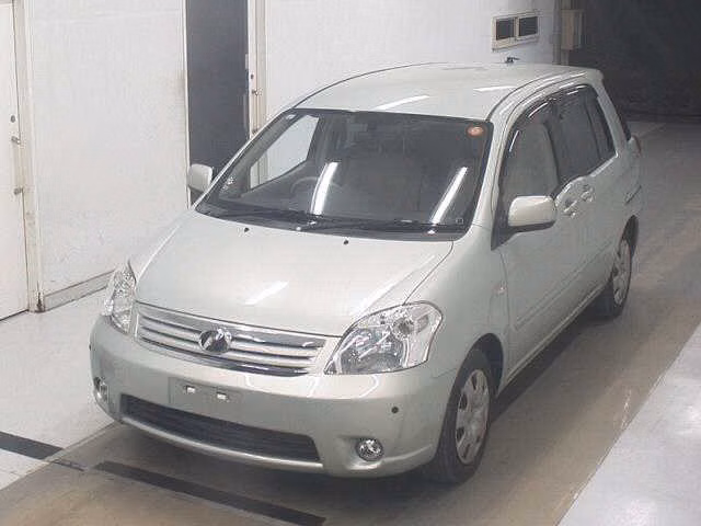 TOYOTA RAUM