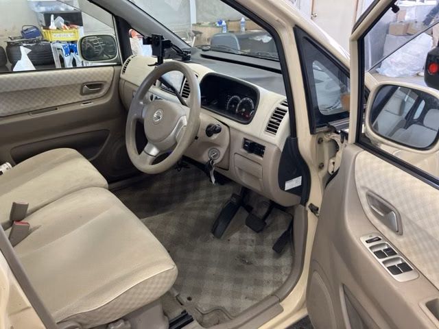 NISSAN MOCO