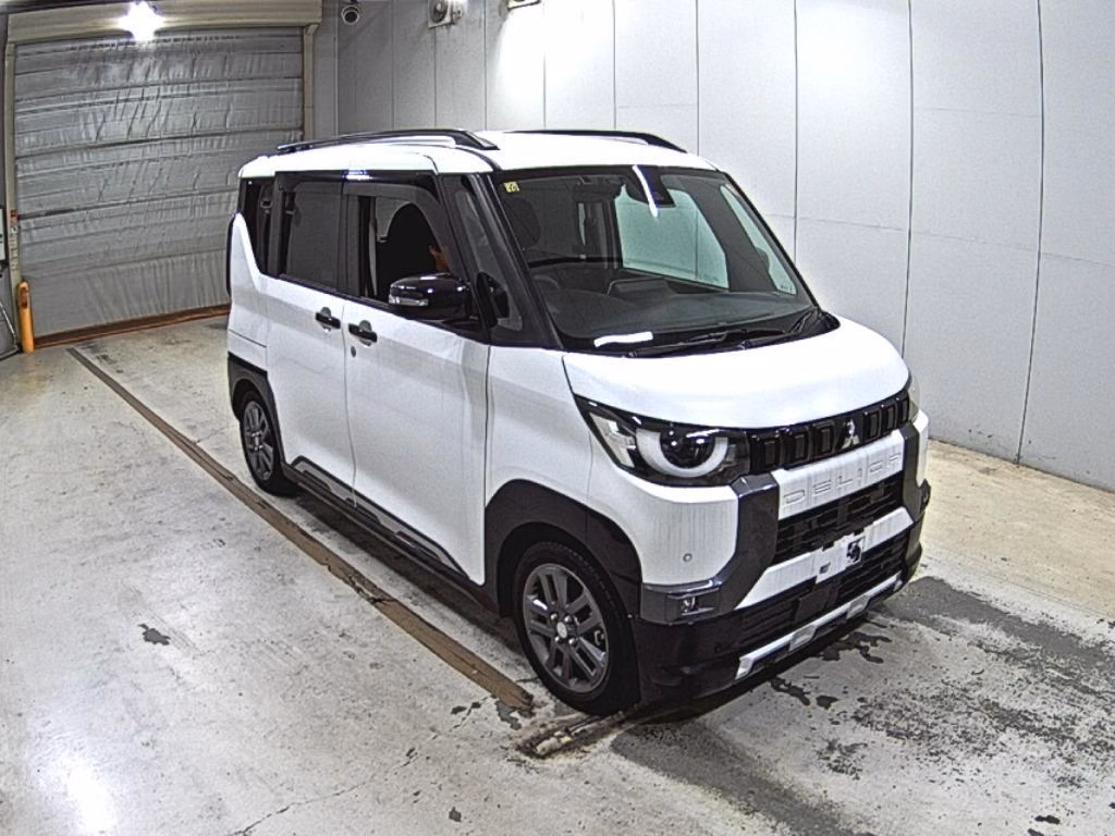 MITSUBISHI DELICA MINI