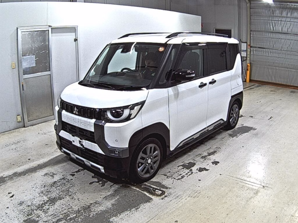 MITSUBISHI DELICA MINI