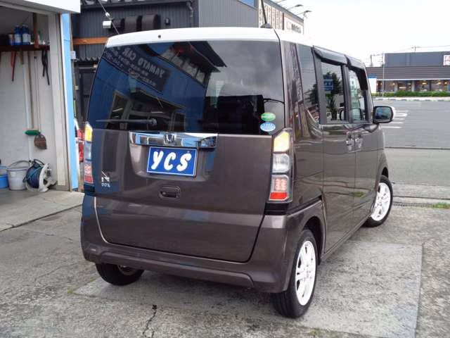 HONDA N-BOX