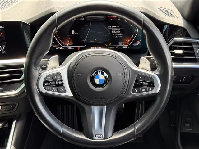 BMW 3-SERIES