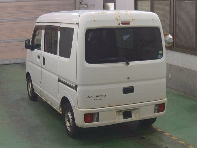 MITSUBISHI MINICAB