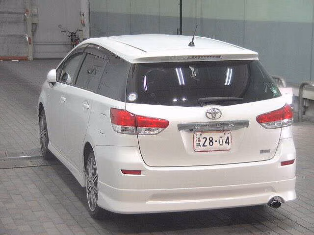 TOYOTA WISH