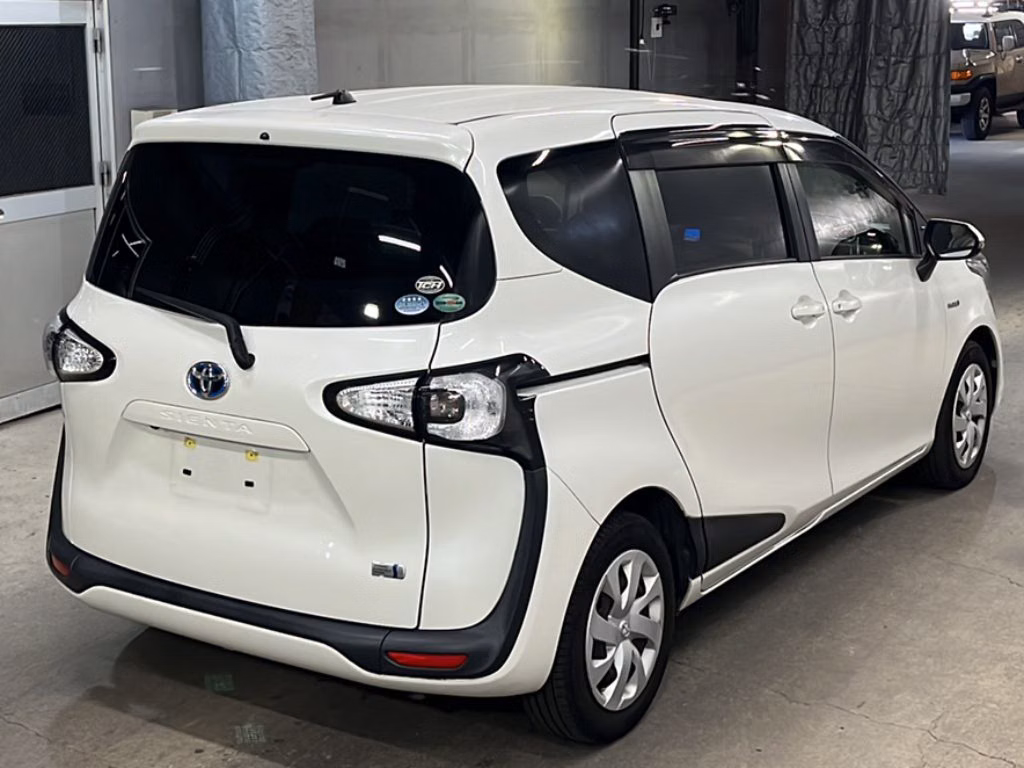 TOYOTA SIENTA