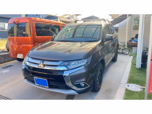 MITSUBISHI OUTLANDER