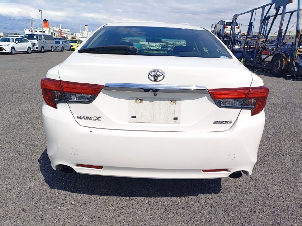 TOYOTA MARK X