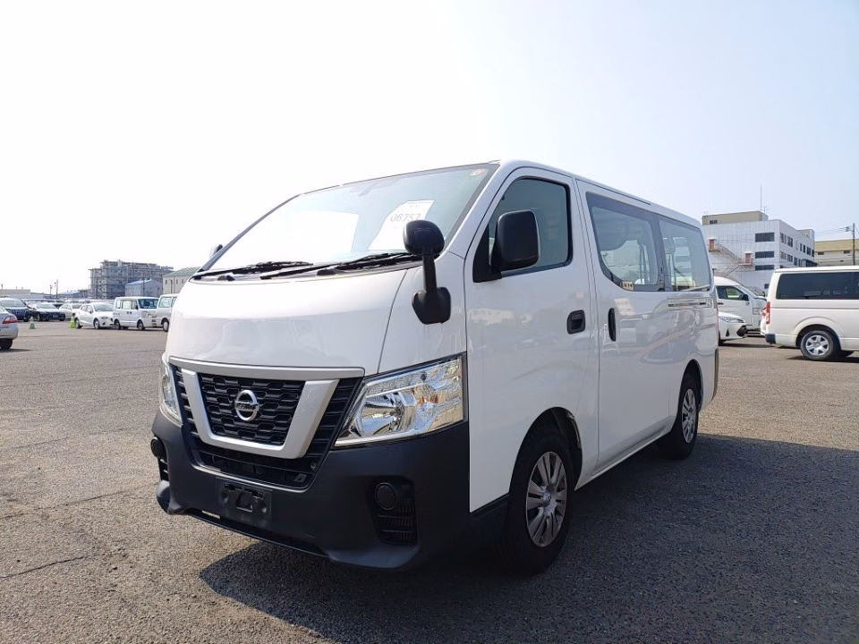 NISSAN NV350 CARAVAN