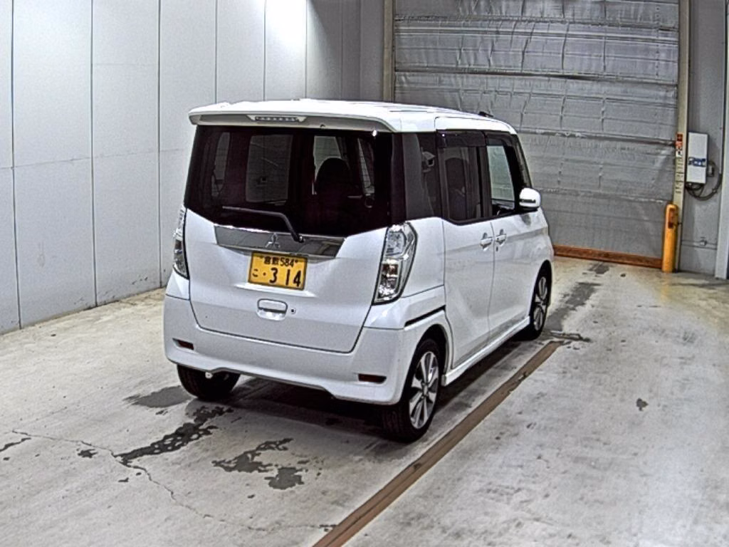 MITSUBISHI EK SPACE